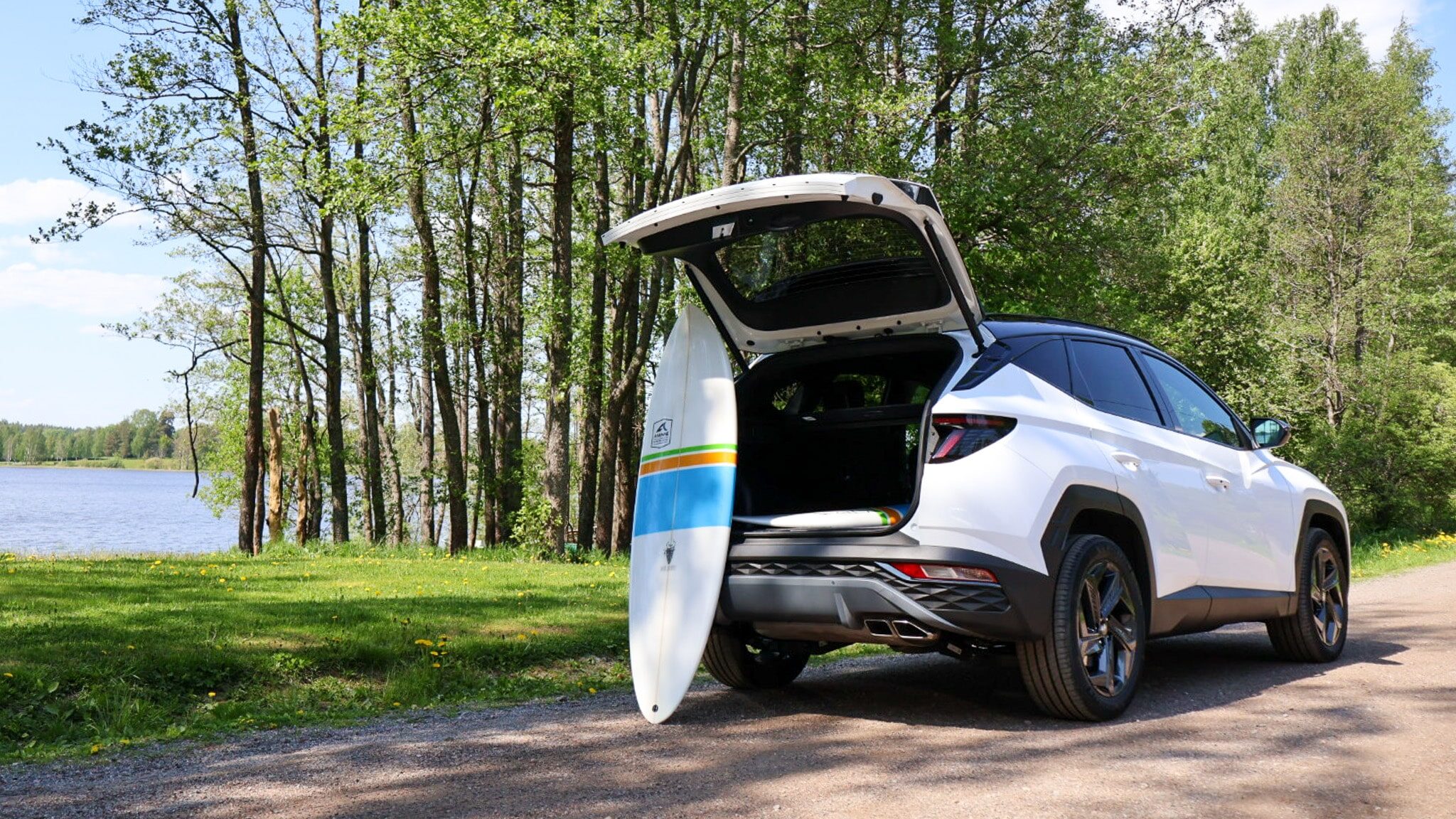 Kesän kuumin autodiili? Rajattu erä nopean toimituksen hybridejä himoittavan houkuttelevalla hinnalla